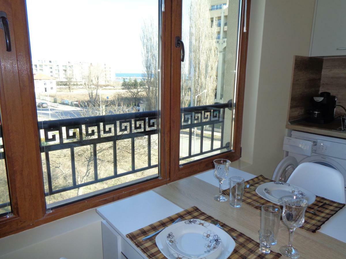 Apartamento Nereya Palace Studio Mona Pomorie Exterior foto