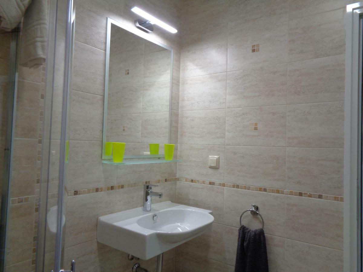 Apartamento Nereya Palace Studio Mona Pomorie Exterior foto